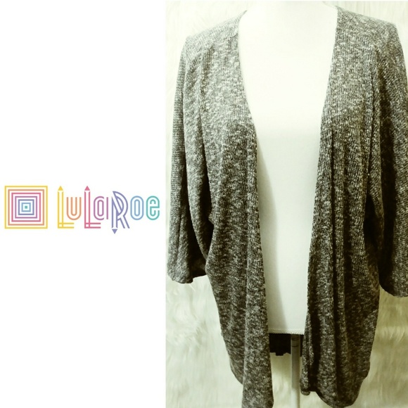 LuLaRoe Sweaters - 💖 LuLaRoe Lindsay Cardigan 💖